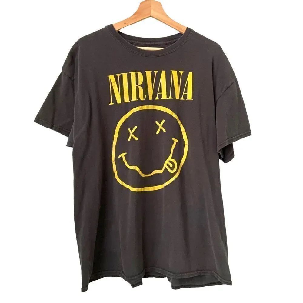 Nirvana Tee in Size XL